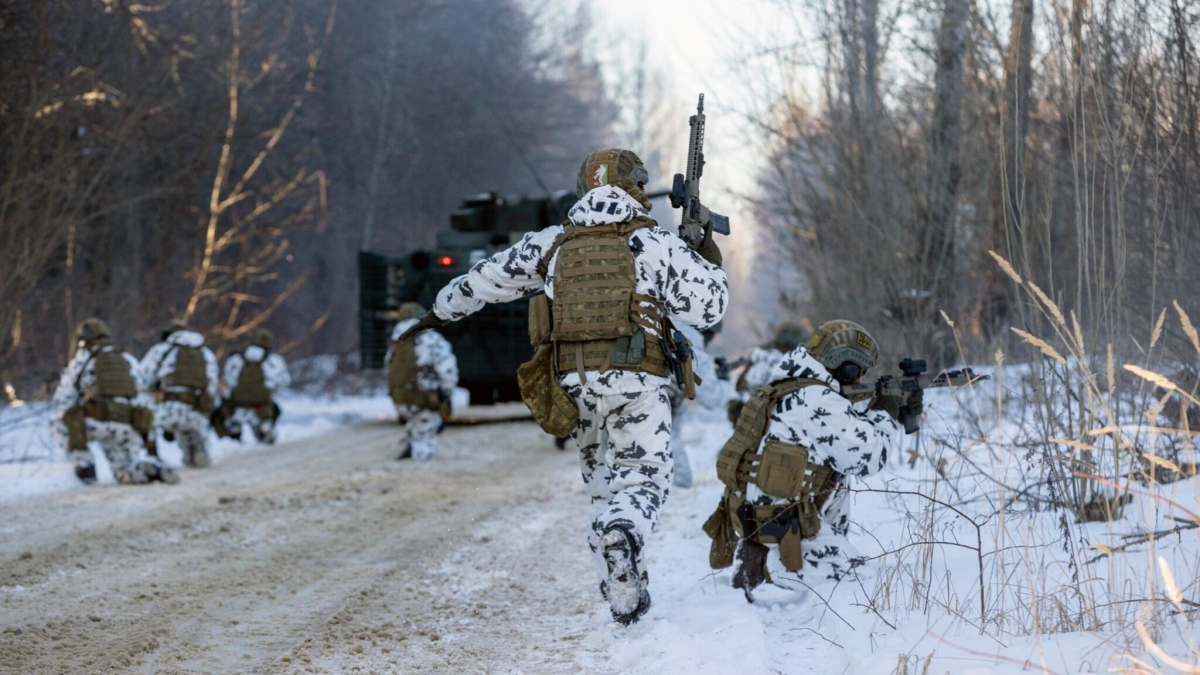 Cựu quan chức quân đội Lugansk: Binh sĩ Ukraine thiếu thiết bị ngụy trang
